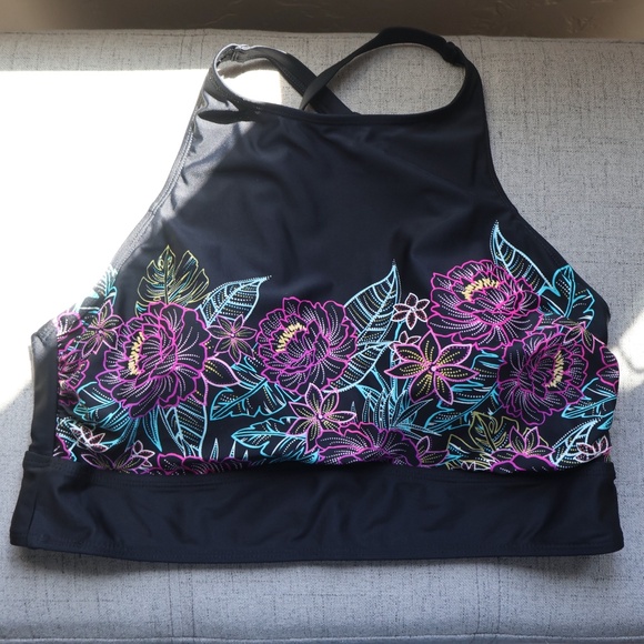 Torrid High-Neck Criss-Cross Back Swim Top Size 0 Black Floral Graphic - Picture 2 of 7